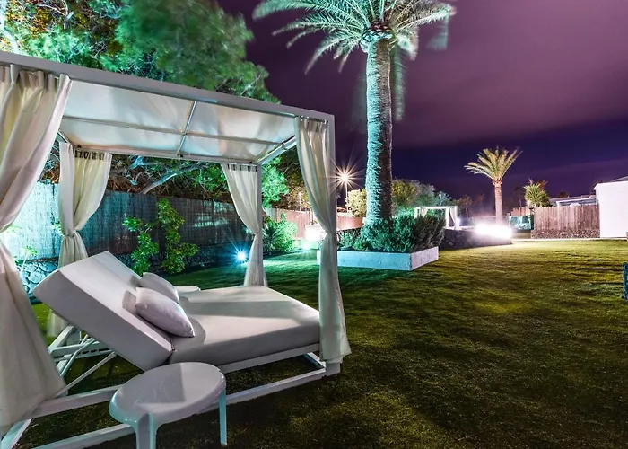 New Lanzasuites Villa